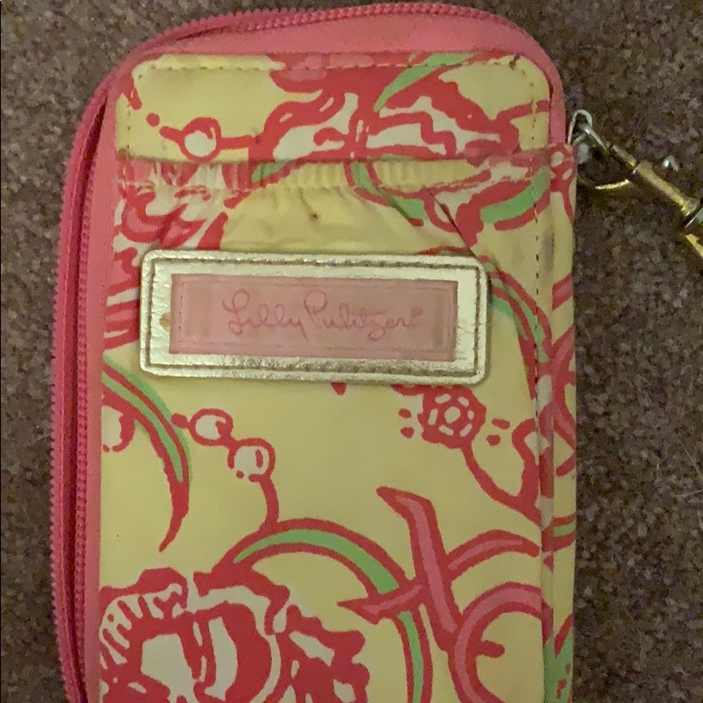 Lilly Pulitzer wallet wristlet